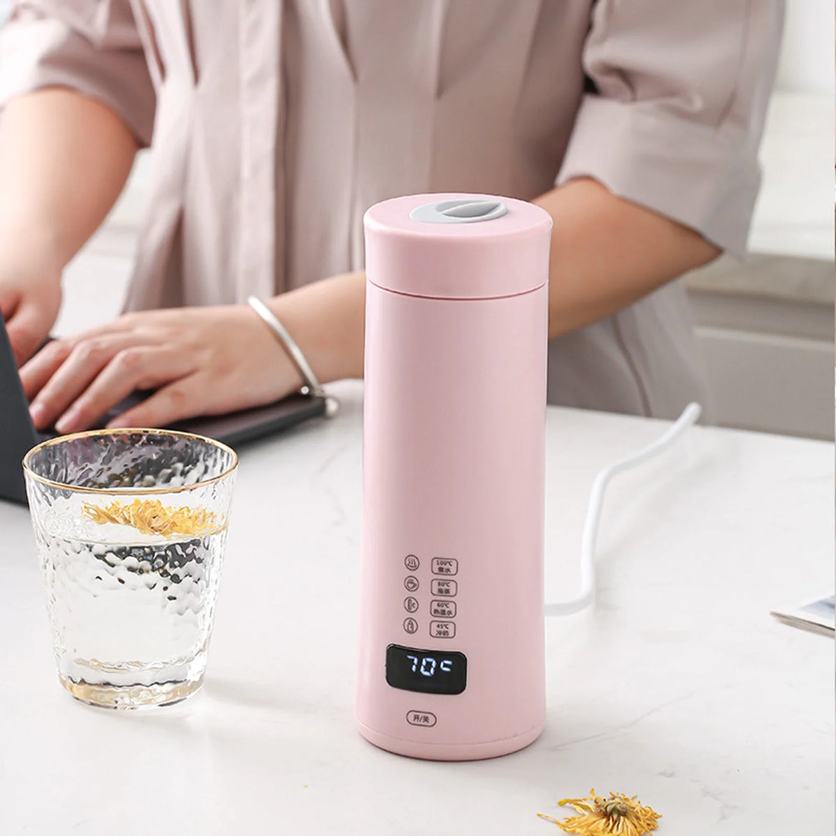 Portable Electric Hot Water Kettle with Tea Filter Pink O586