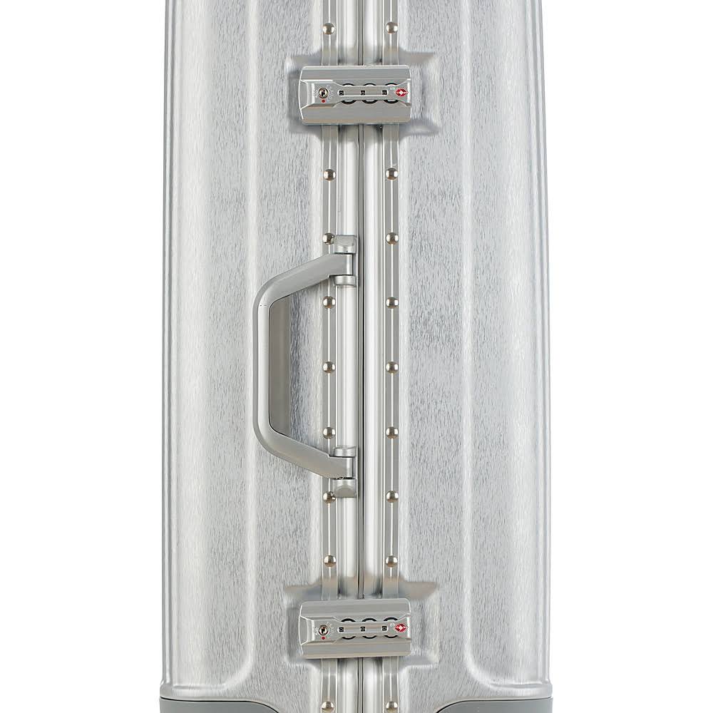 Silver 20 inch Rolling Carry-On with Aluminum Frame I5755