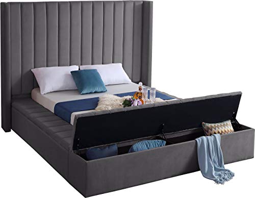 Cream Velvet Upholstered Full Bed with Storage M3095