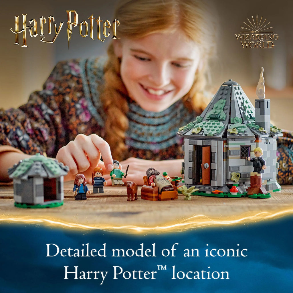 Buildable House Toy with 7 Characters and a Dragon F5860