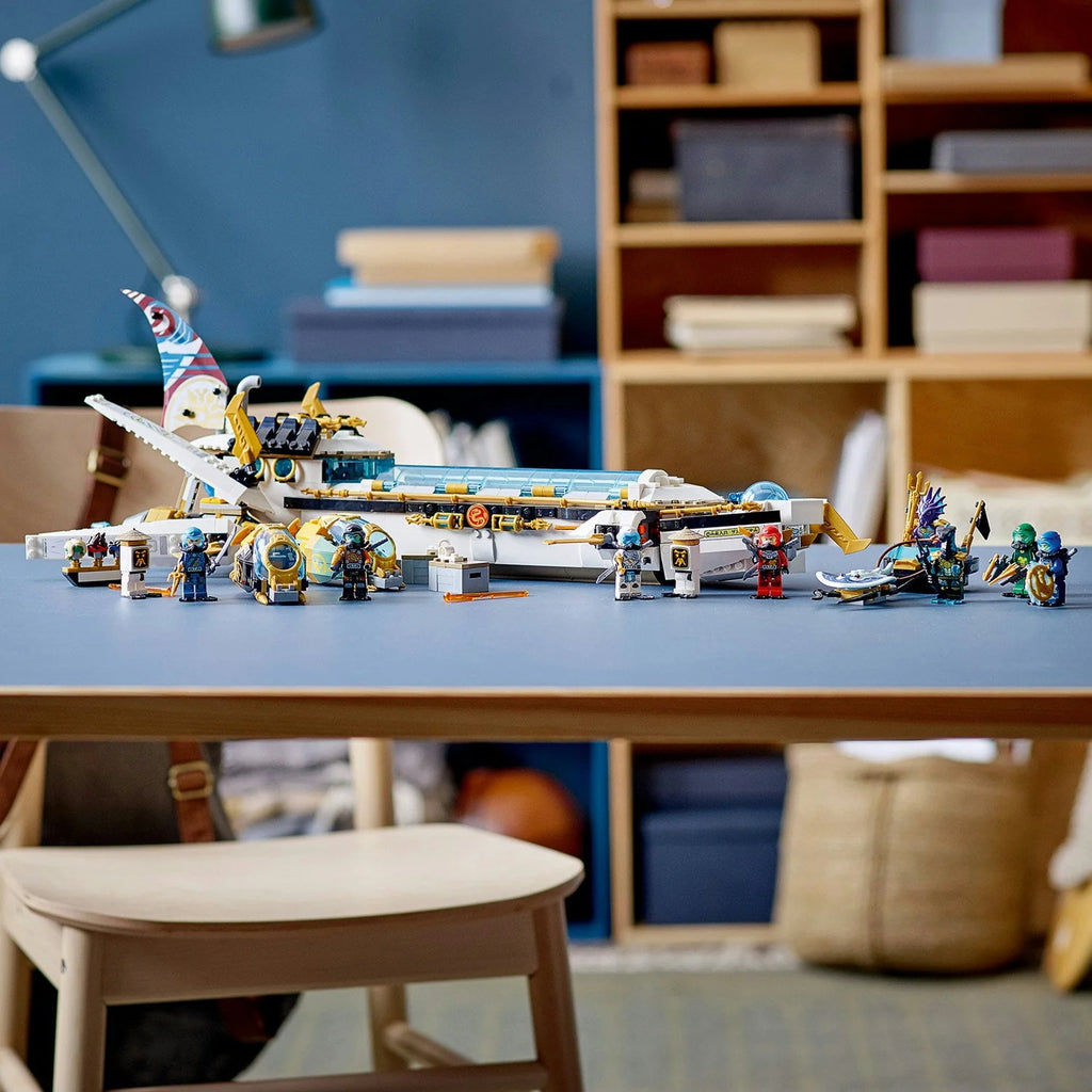 Building Set with Minifigures V4686