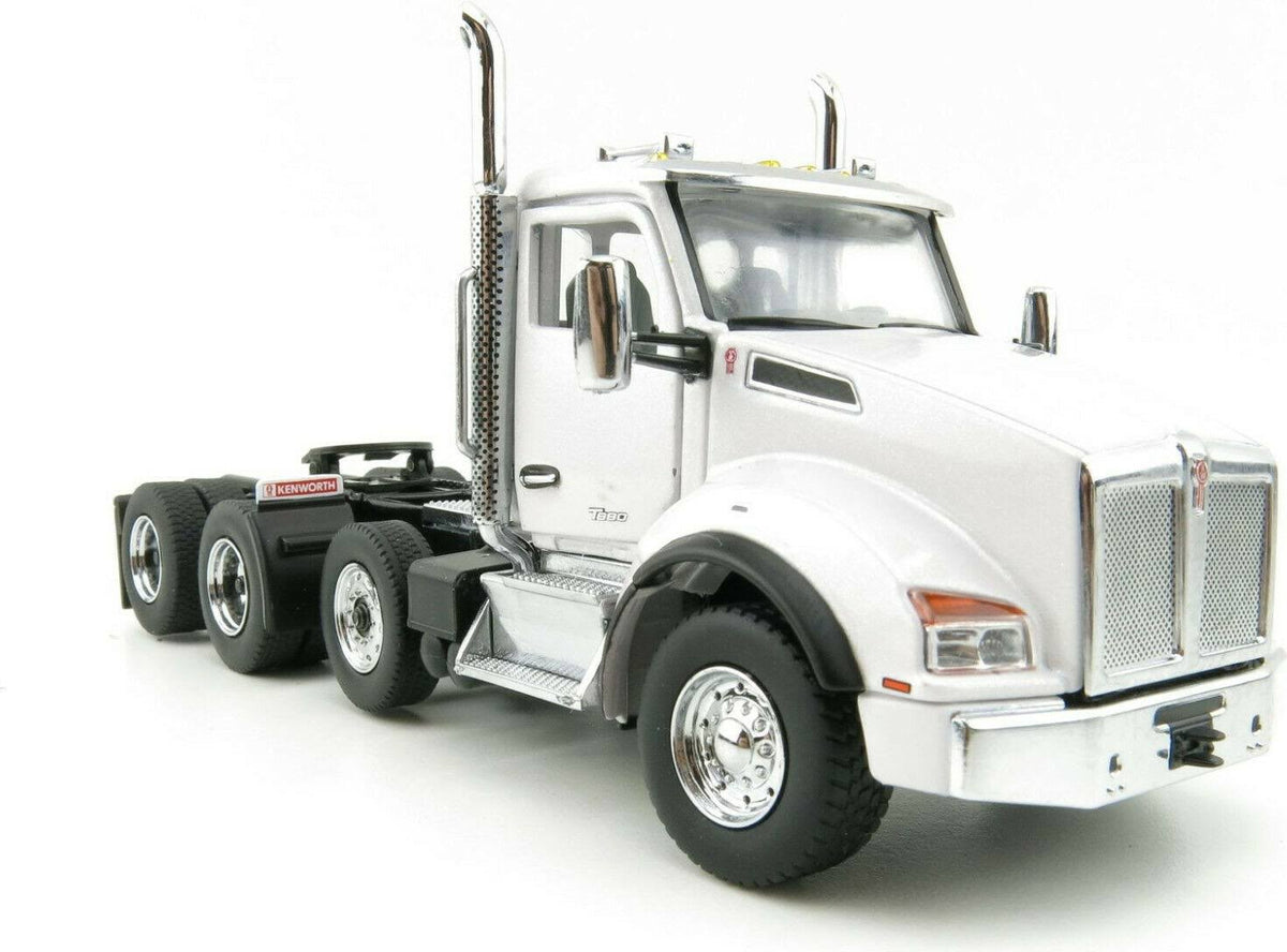 White Metallic 1/50 Diecast Truck Tractor Model C729