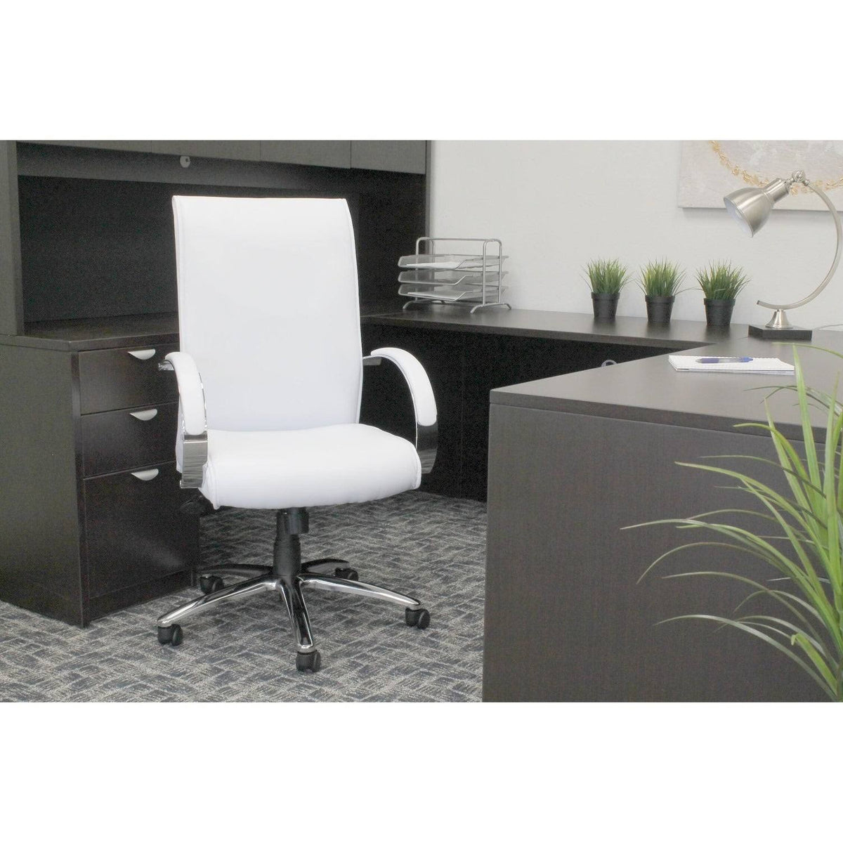 Executive Guest Chair with Metal Chrome B3887