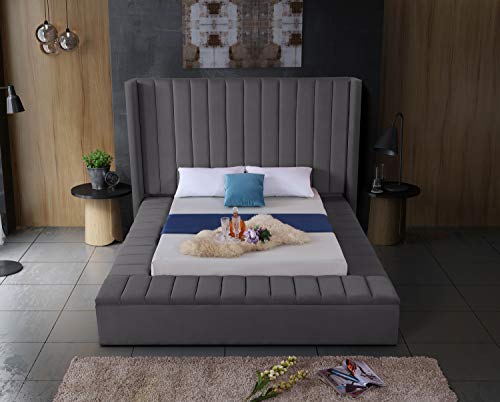 Cream Velvet Upholstered Full Bed with Storage M3095