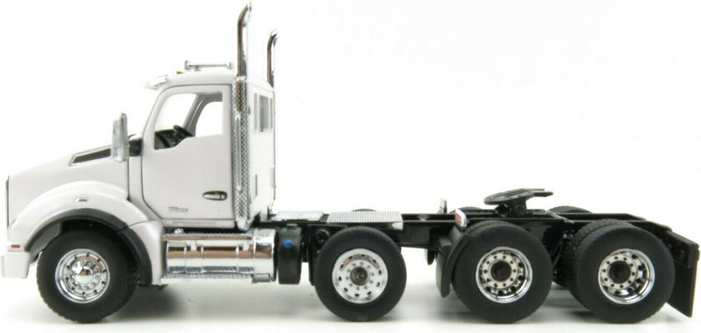 White Metallic 1/50 Diecast Truck Tractor Model C729