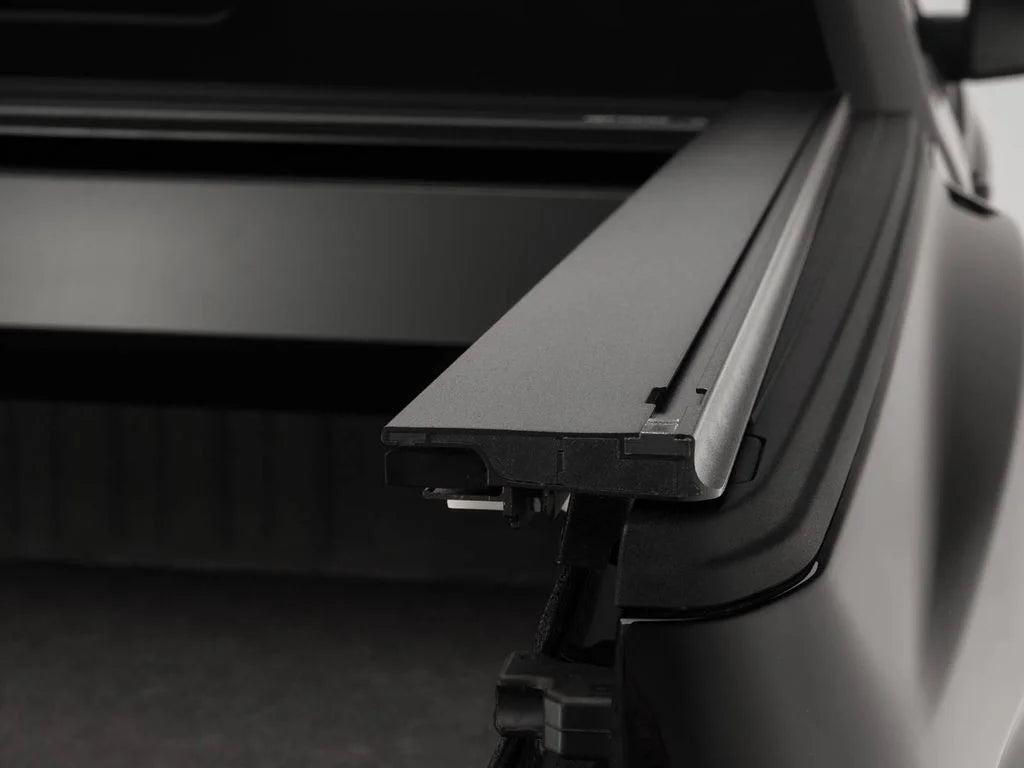 Retractable Truck Bed Tonneau Cover L384