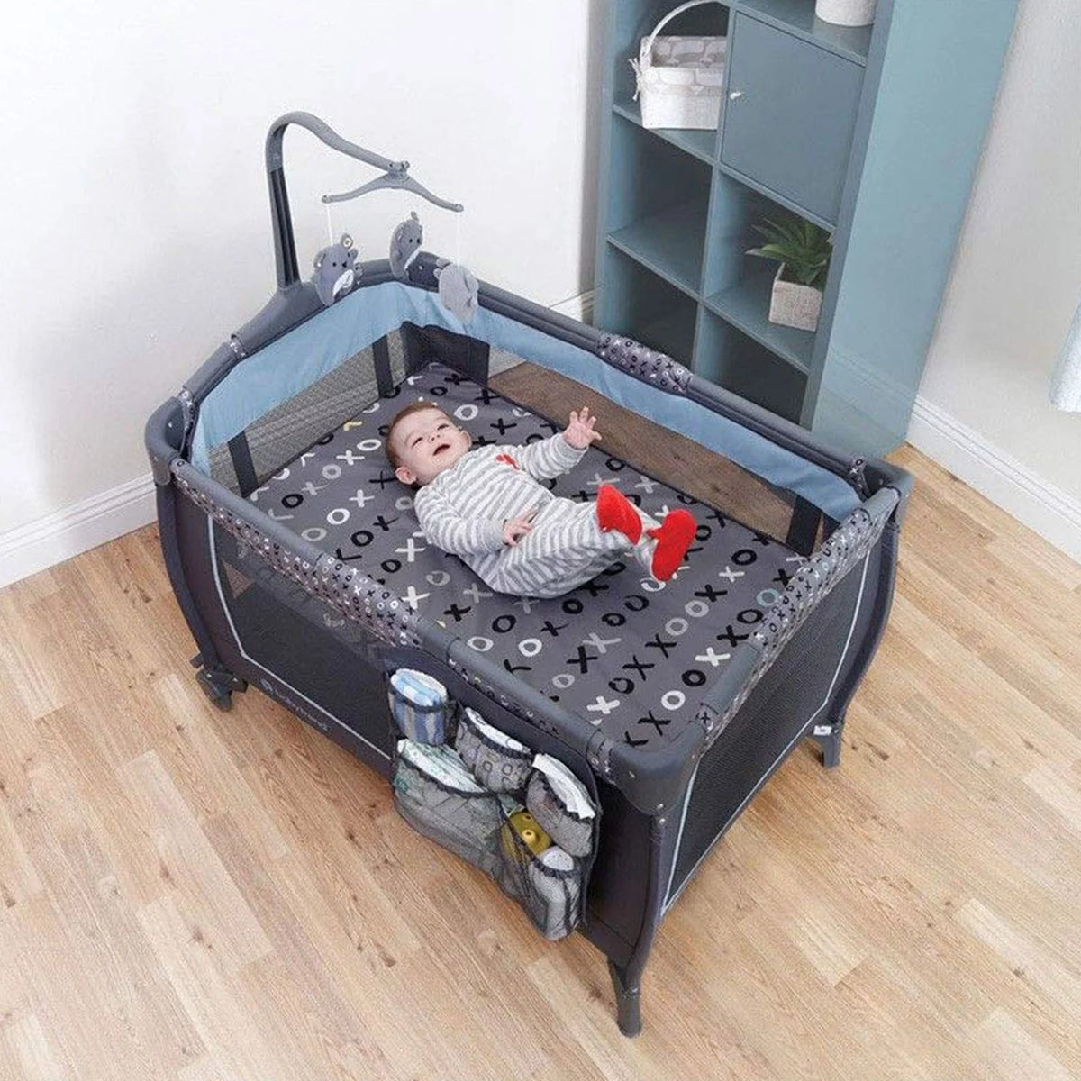 Portable Infant Nursery Center Bassinet G67934