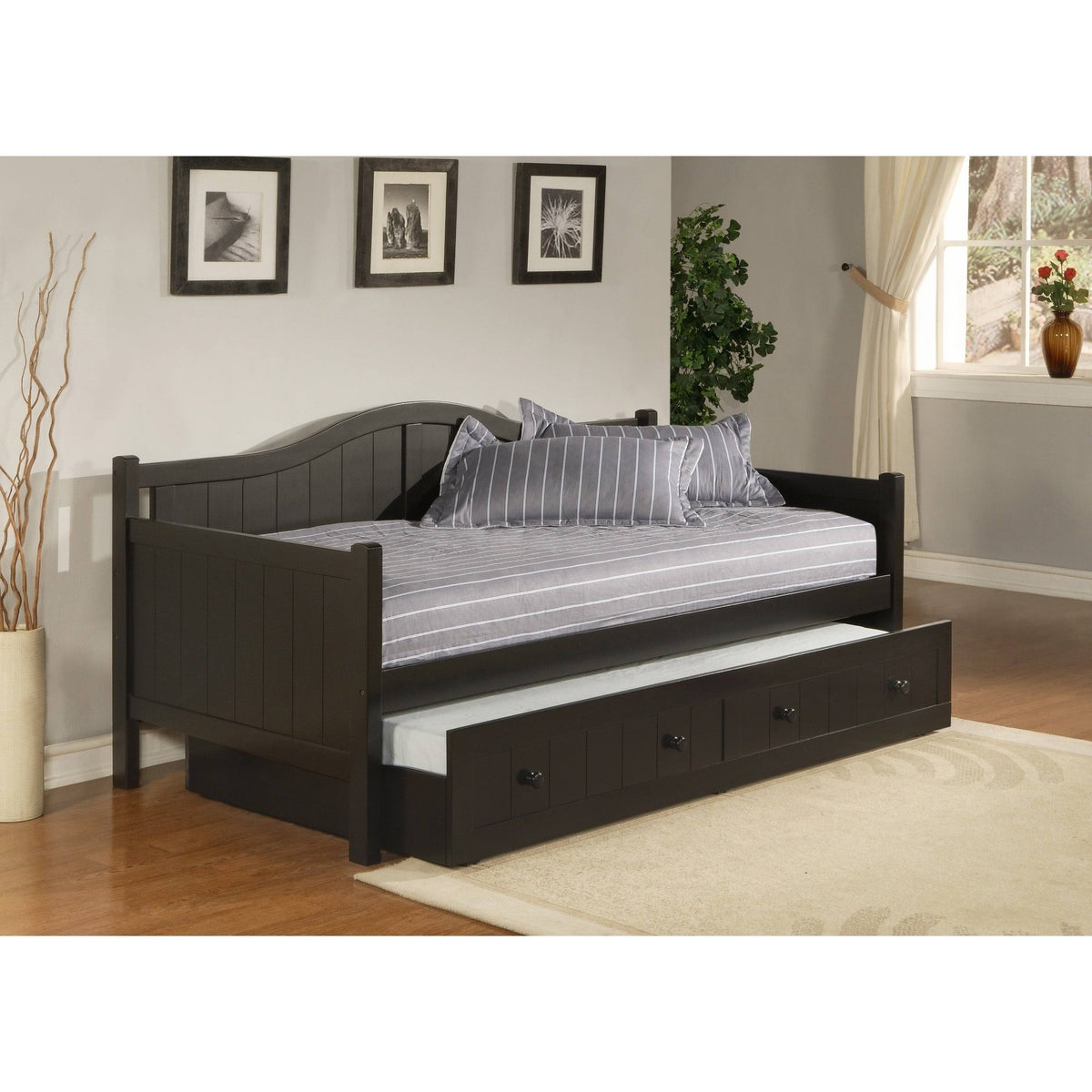 Black Trundle Daybed A684172