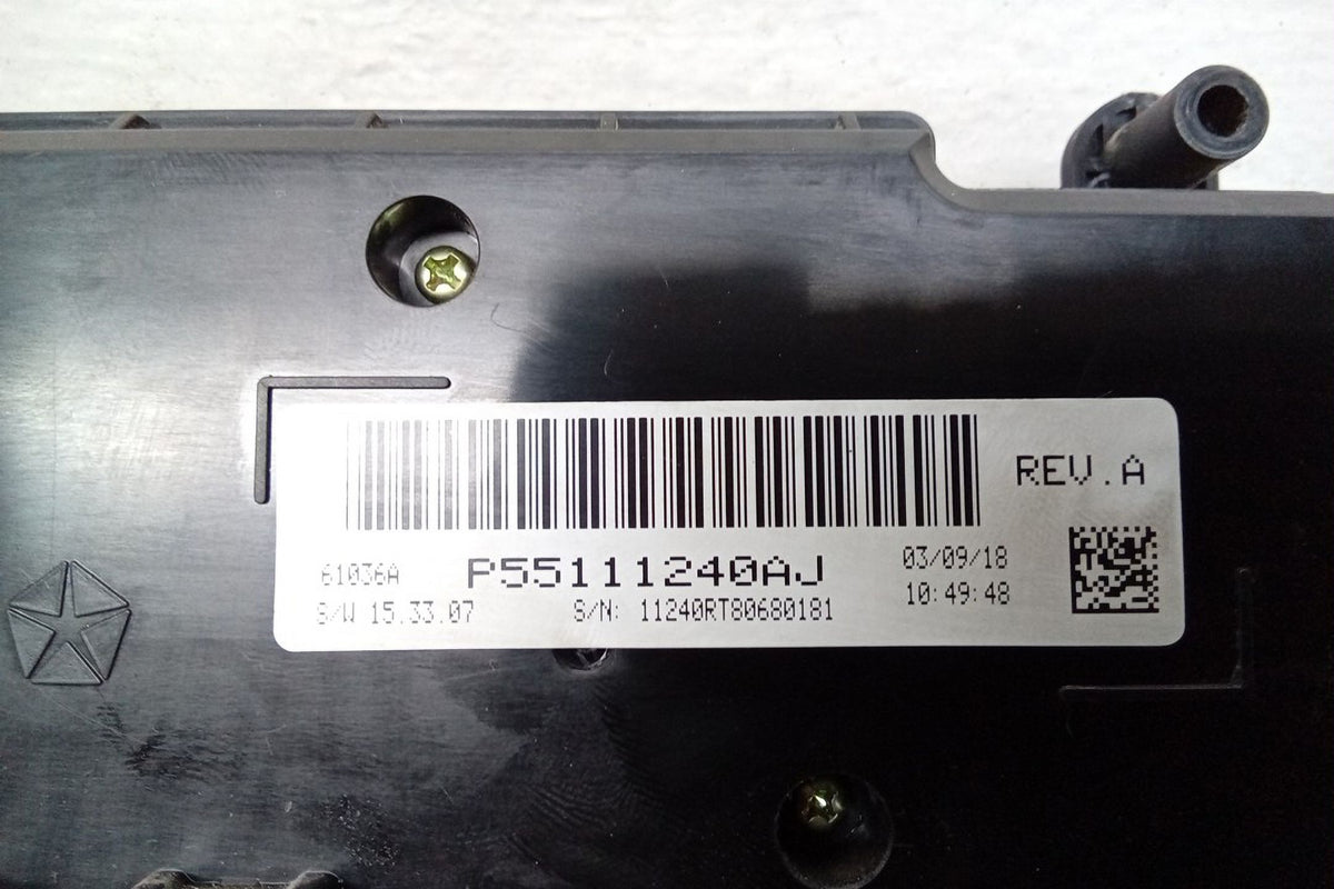 18 Dodge Caravan Climate AC Heater Control N6465